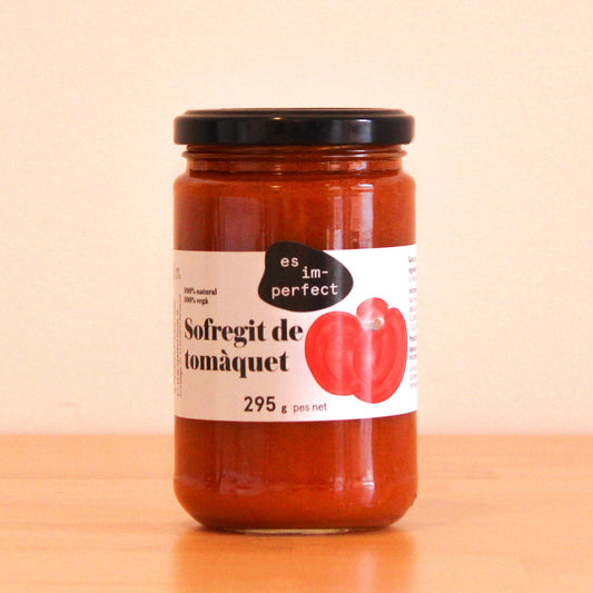 Sofrito artesanal de tomate, tarro de la marca es im-perfect.