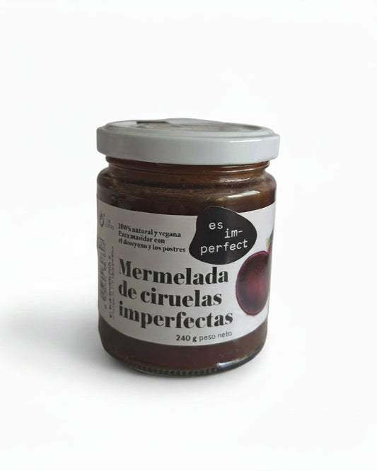 Mermelada artesana de ciruela Molic Gourmet en frasco de 240g, con textura y color vibrante de la fruta.